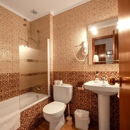 Hotel Silvia 2*