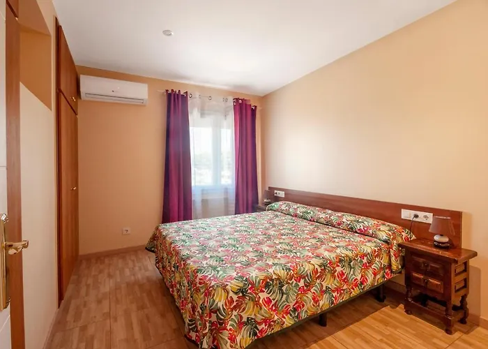 Silvia 2* Empuriabrava